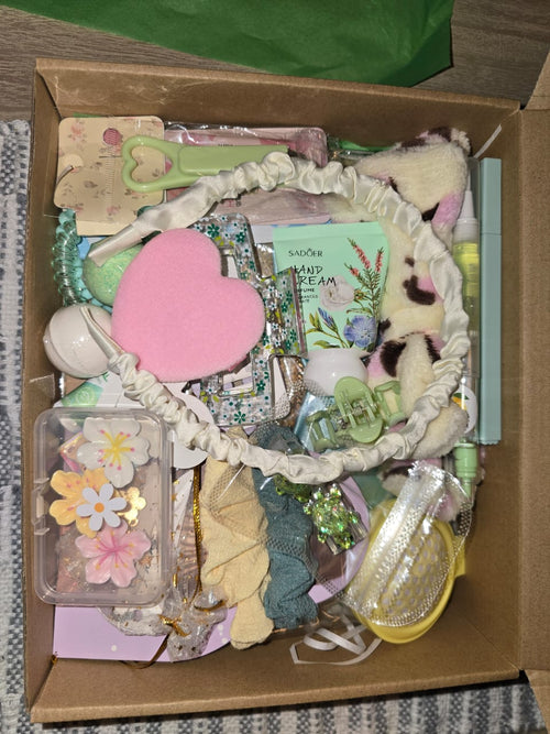 Deluxe Mystery Box