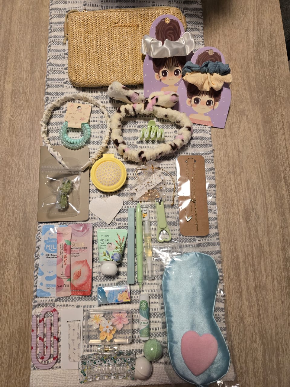 Deluxe Mystery Box